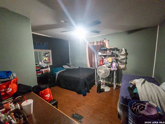 343 Bocawood Drive Poteet, TX 78065