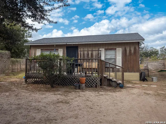 343 Bocawood Drive Poteet, TX 78065