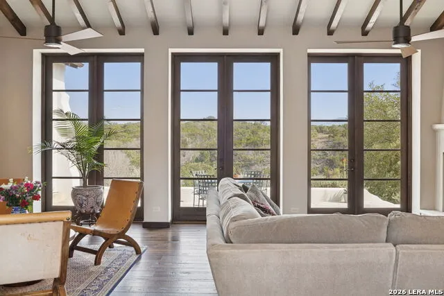 2835 Palomino Springs Bandera, TX 78003
