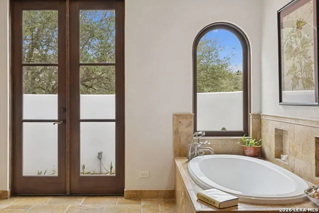 2835 Palomino Springs Bandera, TX 78003