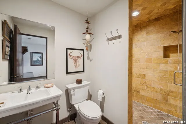 2835 Palomino Springs Bandera, TX 78003