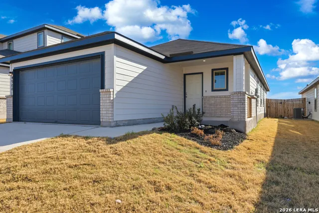 4966 don julio San Antonio, TX 78222
