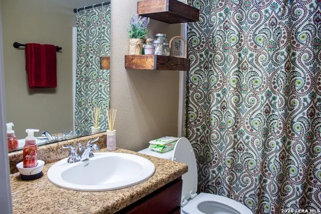 305 Yorktown Pleasanton, TX 78064