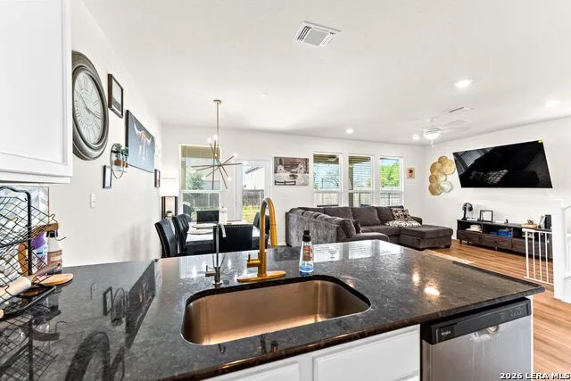 1029 Santiam St Georgetown, TX 78626