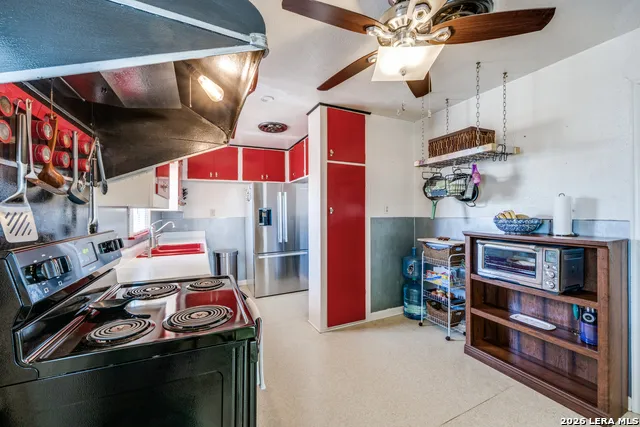 615 main Karnes City, TX 78118