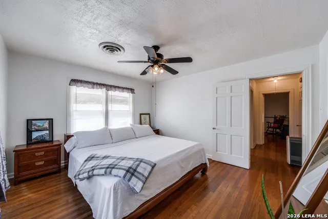 615 main Karnes City, TX 78118