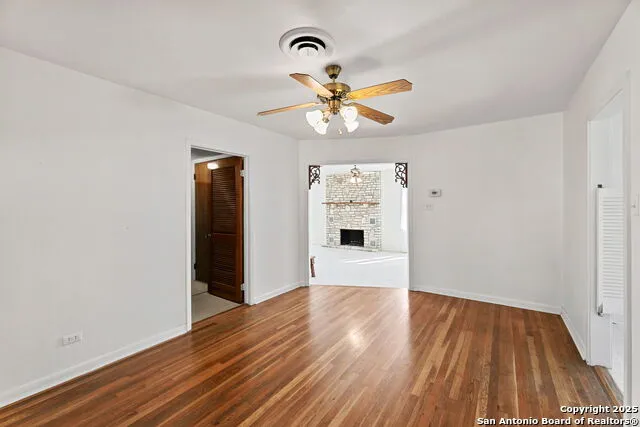2602 Avenue K Hondo, TX 78861