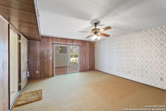 2602 Avenue K Hondo, TX 78861