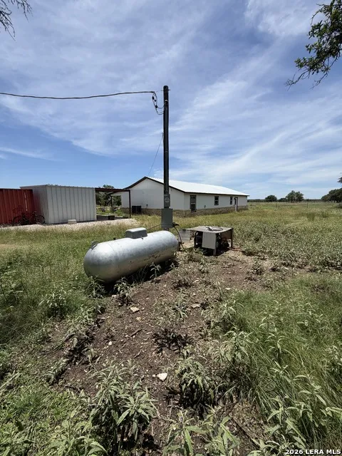 1812 UNIT B Cr 240 Rocksprings, TX 78880