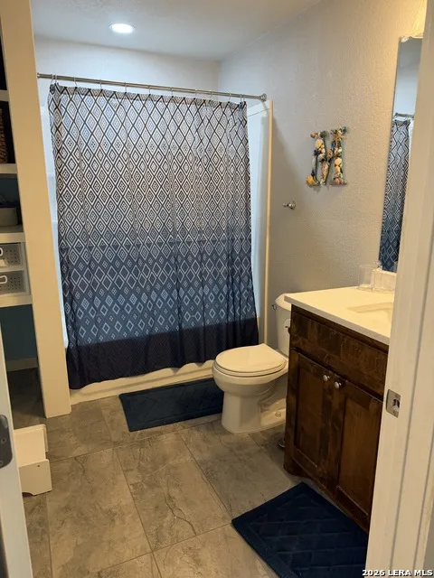 1812 UNIT B Cr 240 Rocksprings, TX 78880