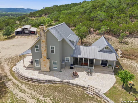 1259 BENTON CREEK RD