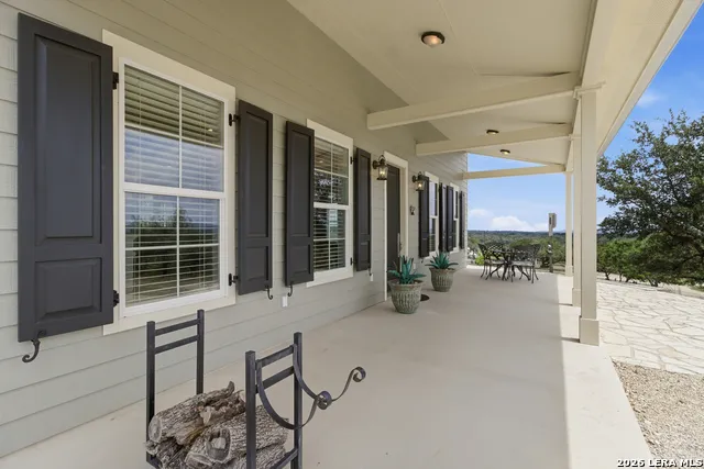 1259 BENTON CREEK RD Medina, TX 78055
