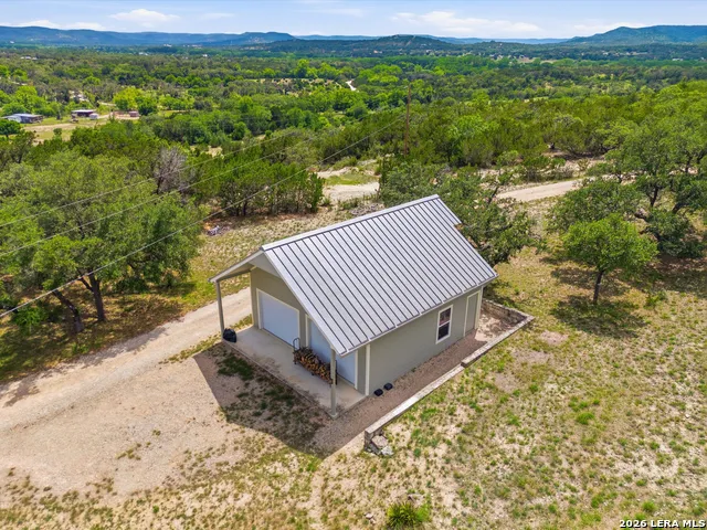1259 BENTON CREEK RD Medina, TX 78055