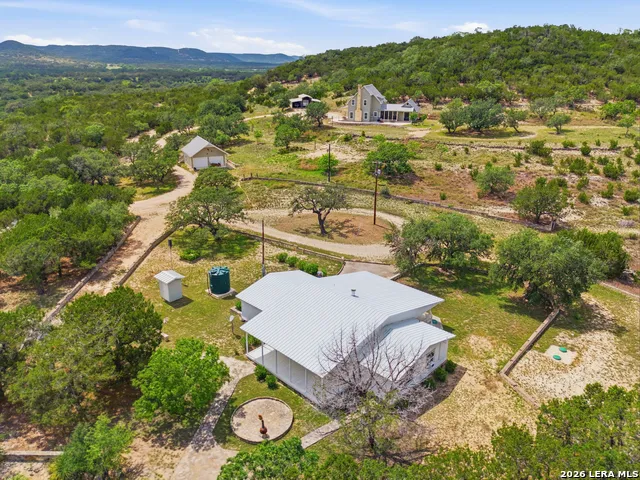 1259 BENTON CREEK RD Medina, TX 78055