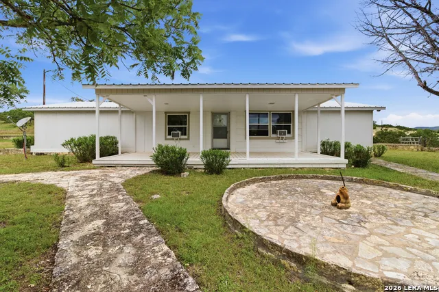 1259 BENTON CREEK RD Medina, TX 78055