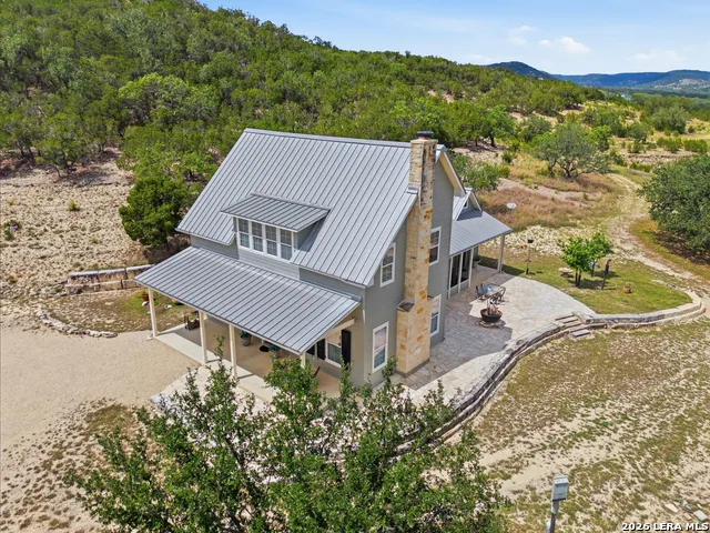 1259 BENTON CREEK RD Medina, TX 78055