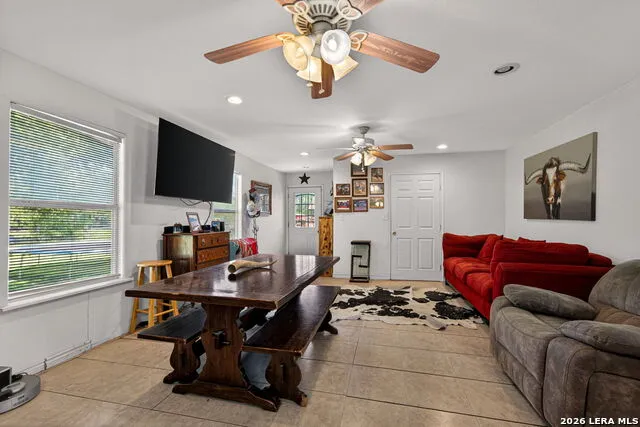 15505 Bradley Atascosa, TX 78002