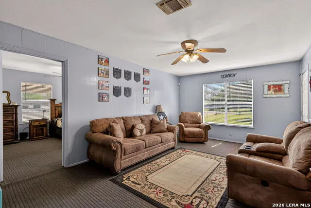 15505 Bradley Atascosa, TX 78002