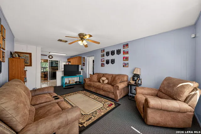15505 Bradley Atascosa, TX 78002