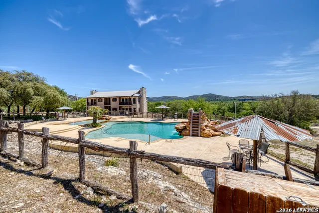 23525 Us Highway 83 #202 Concan, TX 78838
