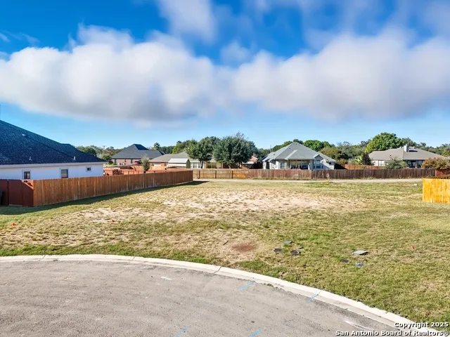 7 Hope Uvalde, TX 78801