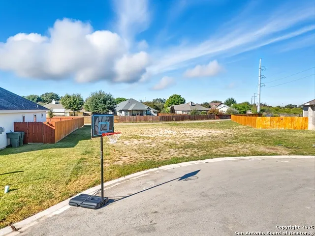 7 Hope Uvalde, TX 78801