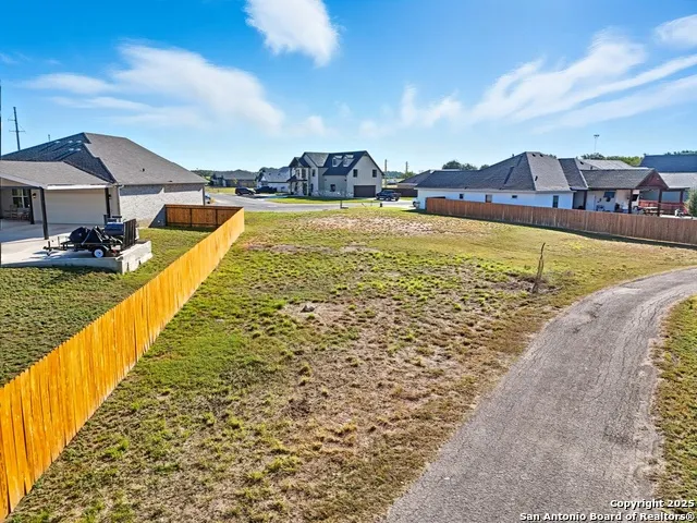 7 Hope Uvalde, TX 78801
