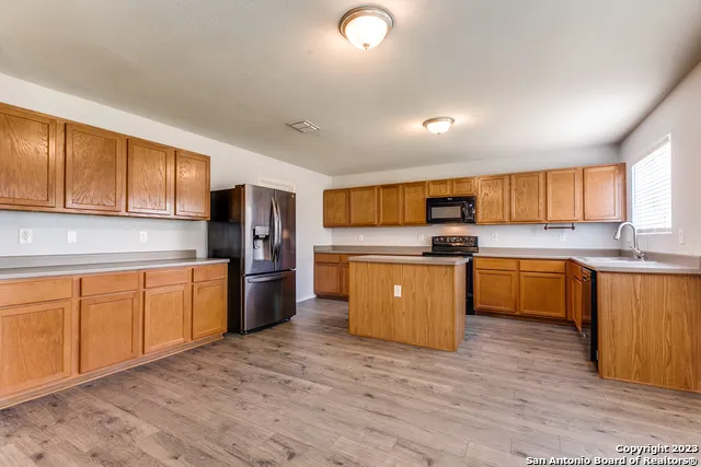 11926 BRIARTON WLS San Antonio, TX 78254