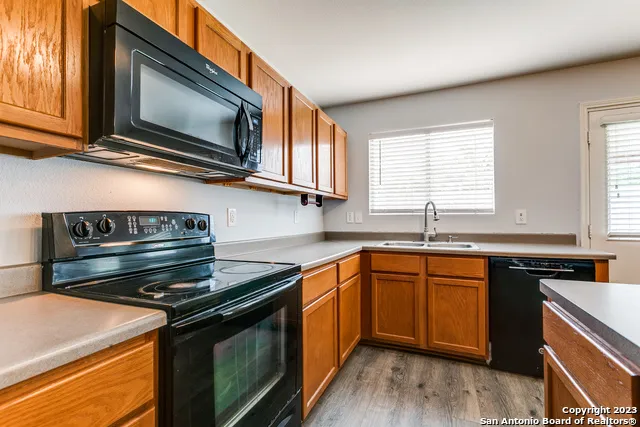 11926 BRIARTON WLS San Antonio, TX 78254