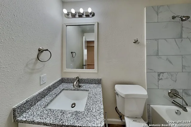 9603 SILVER CROWN San Antonio, TX 78254
