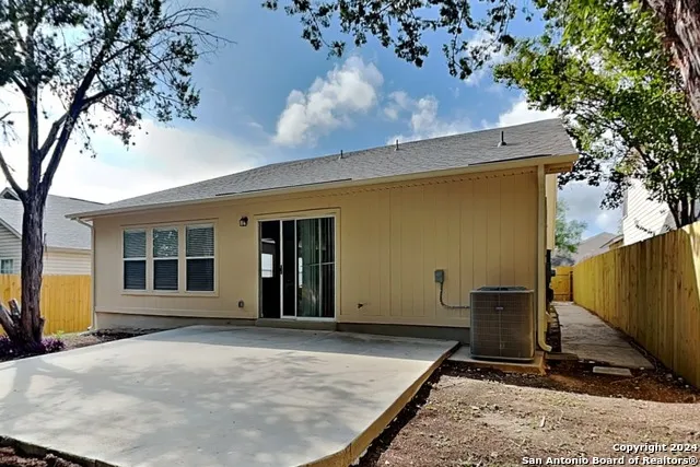 9603 SILVER CROWN San Antonio, TX 78254