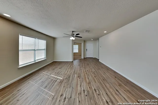 9603 SILVER CROWN San Antonio, TX 78254