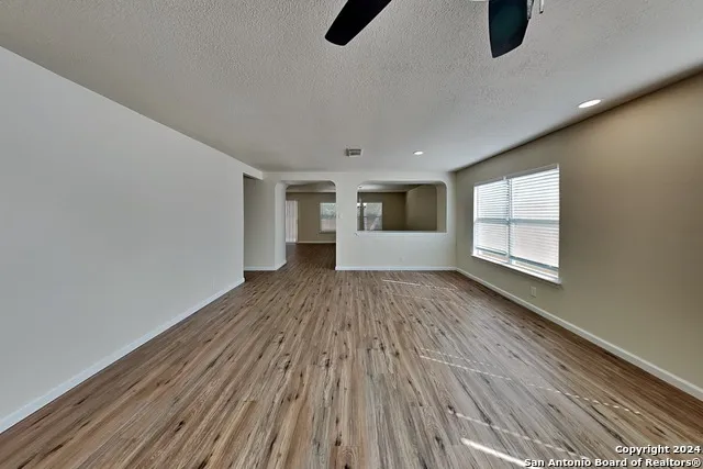 9603 SILVER CROWN San Antonio, TX 78254