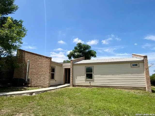 12010 Sailing Away Live Oak, TX 78233