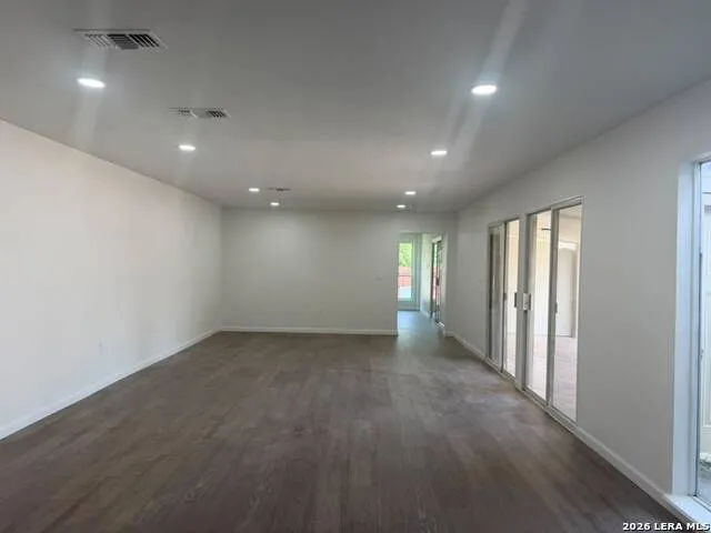 12010 Sailing Away Live Oak, TX 78233