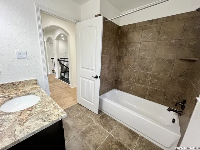 13724 Altamirano Live Oak, TX 78233