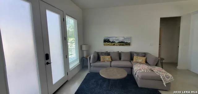 407 Lamplight Spring Branch, TX 78070