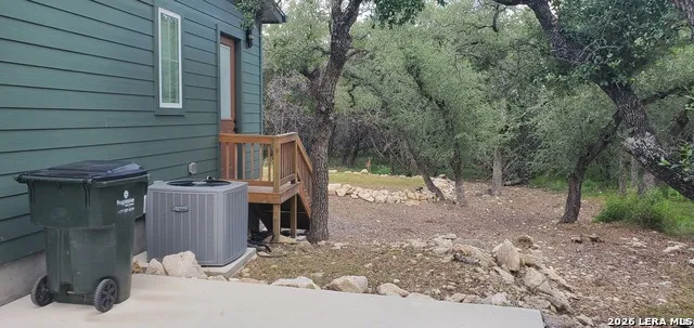 407 Lamplight Spring Branch, TX 78070