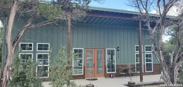 407 Lamplight Spring Branch, TX 78070