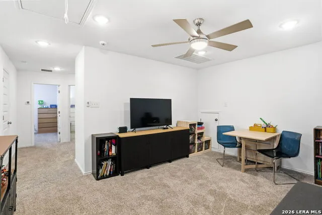 13250 Hagerd Loop St Hedwig, TX 78152