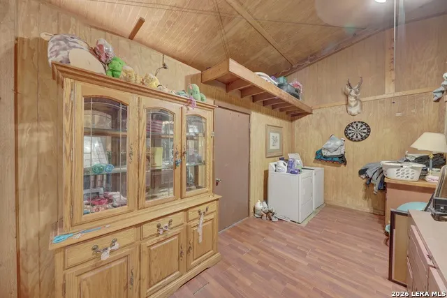 1443 Gina Harper, TX 78631
