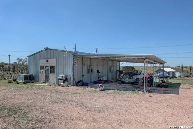 1443 Gina Harper, TX 78631