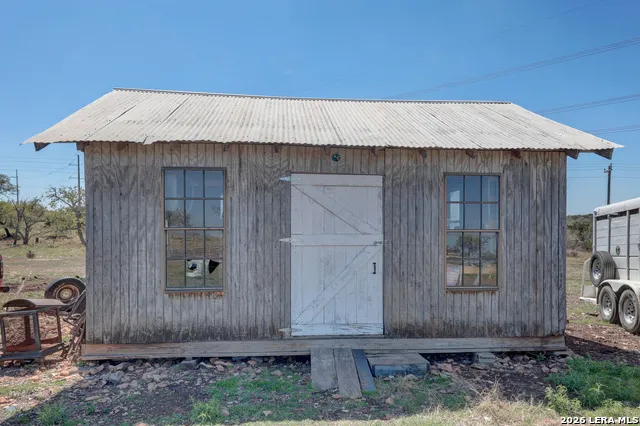 1443 Gina Harper, TX 78631