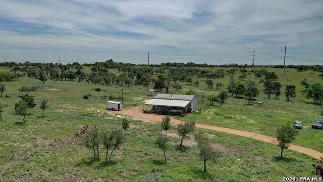 1443 Gina Harper, TX 78631