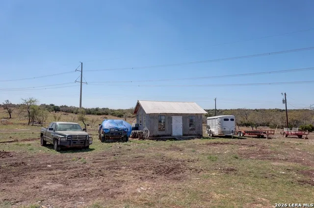 1443 Gina Harper, TX 78631