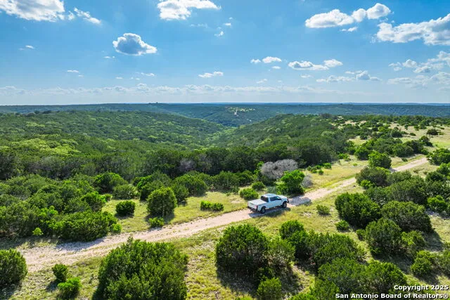 0 Fair Ranch Rd Leakey, TX 78873