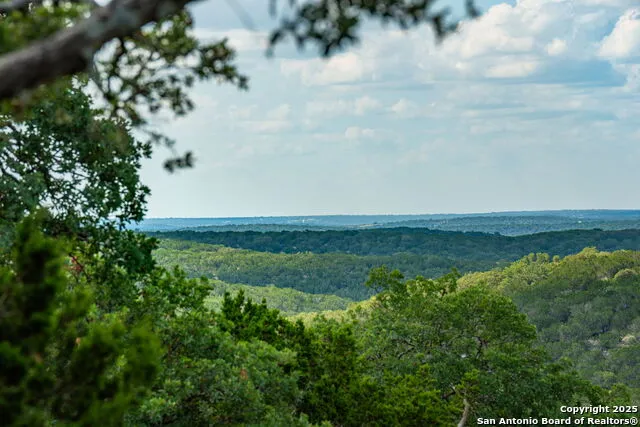 0 Fair Ranch Rd Leakey, TX 78873
