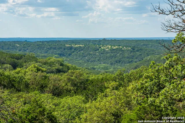 0 Fair Ranch Rd Leakey, TX 78873