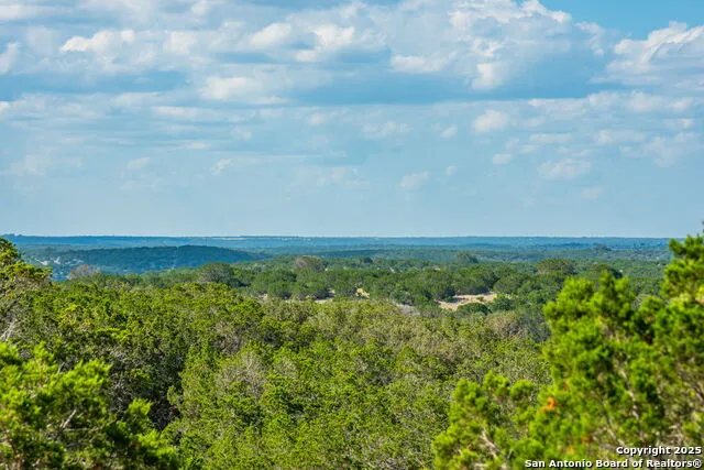 0 Fair Ranch Rd Leakey, TX 78873