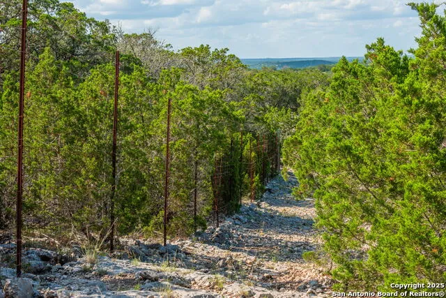 0 Fair Ranch Rd Leakey, TX 78873
